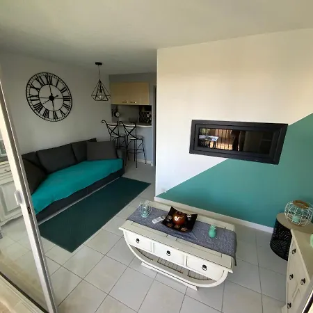 公寓 T2 Climatise Avec Piscine Secteur Richelieu *